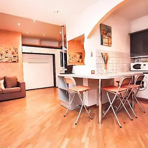 petite-home-in-rome.it-romehotels.com/