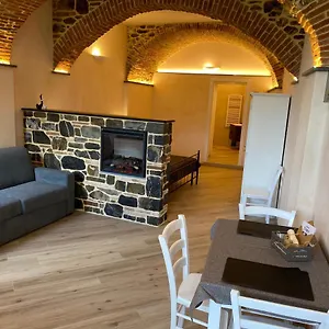 la-dimora-del-borgo.hotelitalianriviera.com/